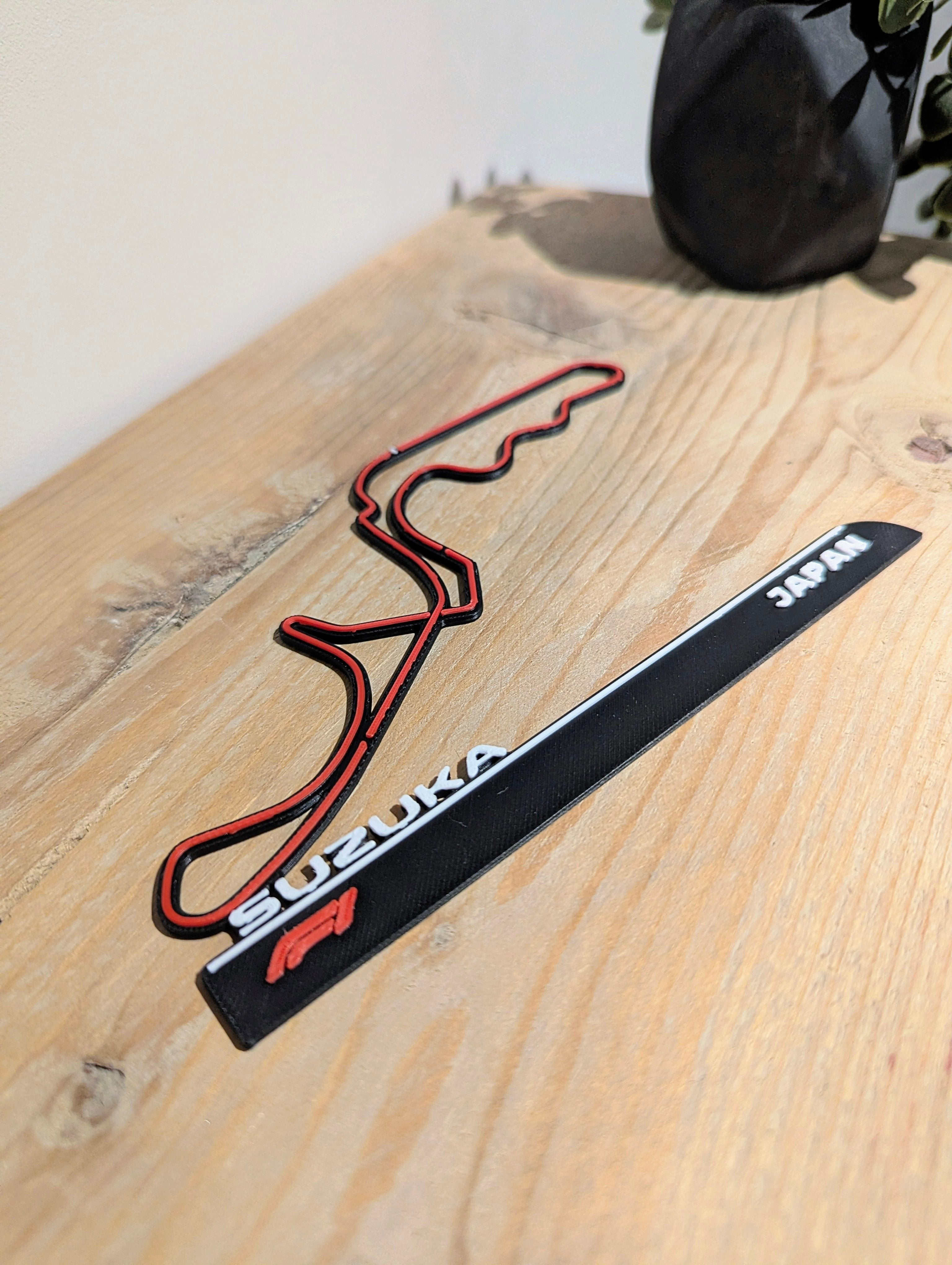 3D Printed Race Track Frame with Stats