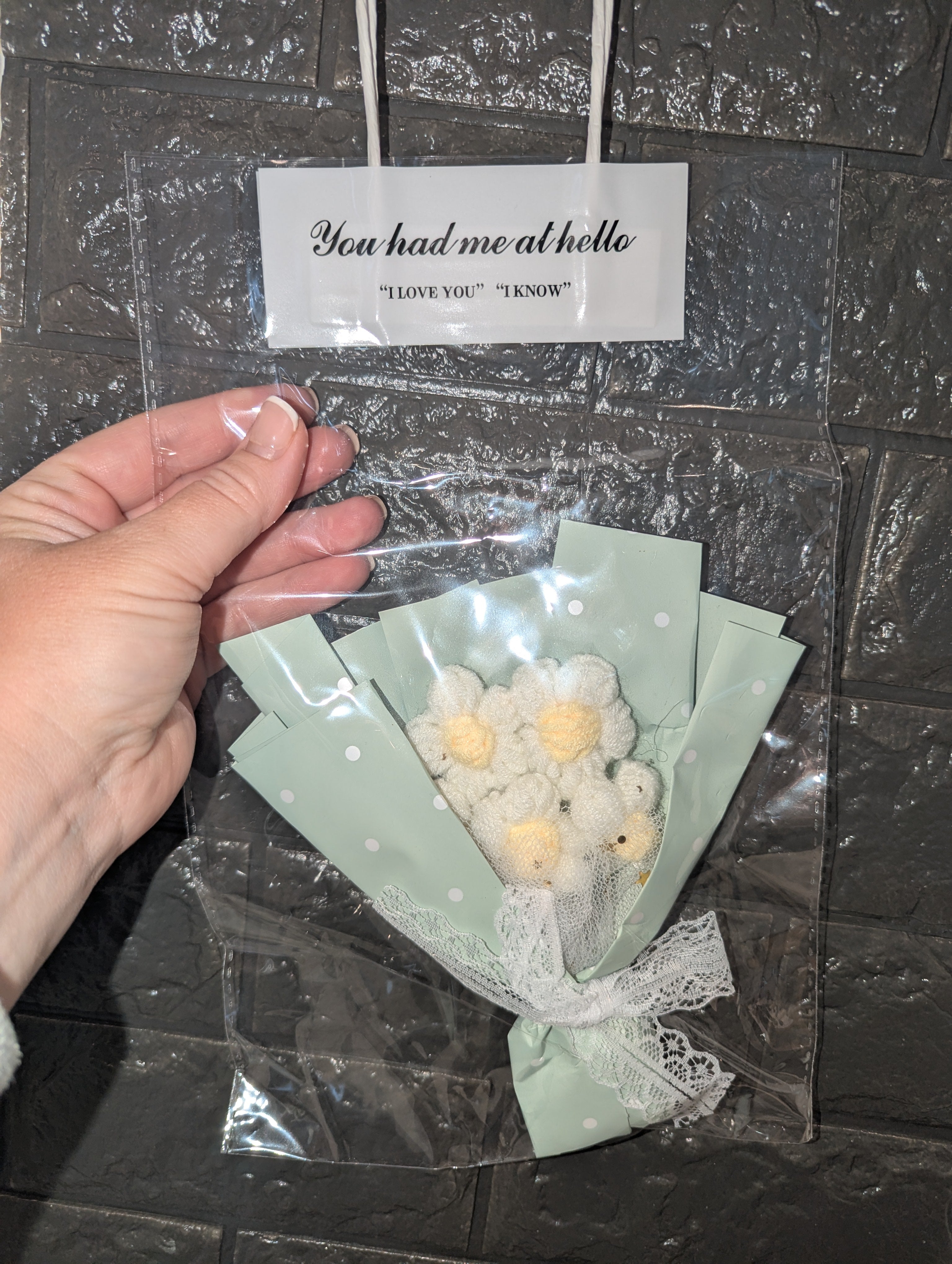 Mini Crochet Daisy Bouquet – Handmade Gift