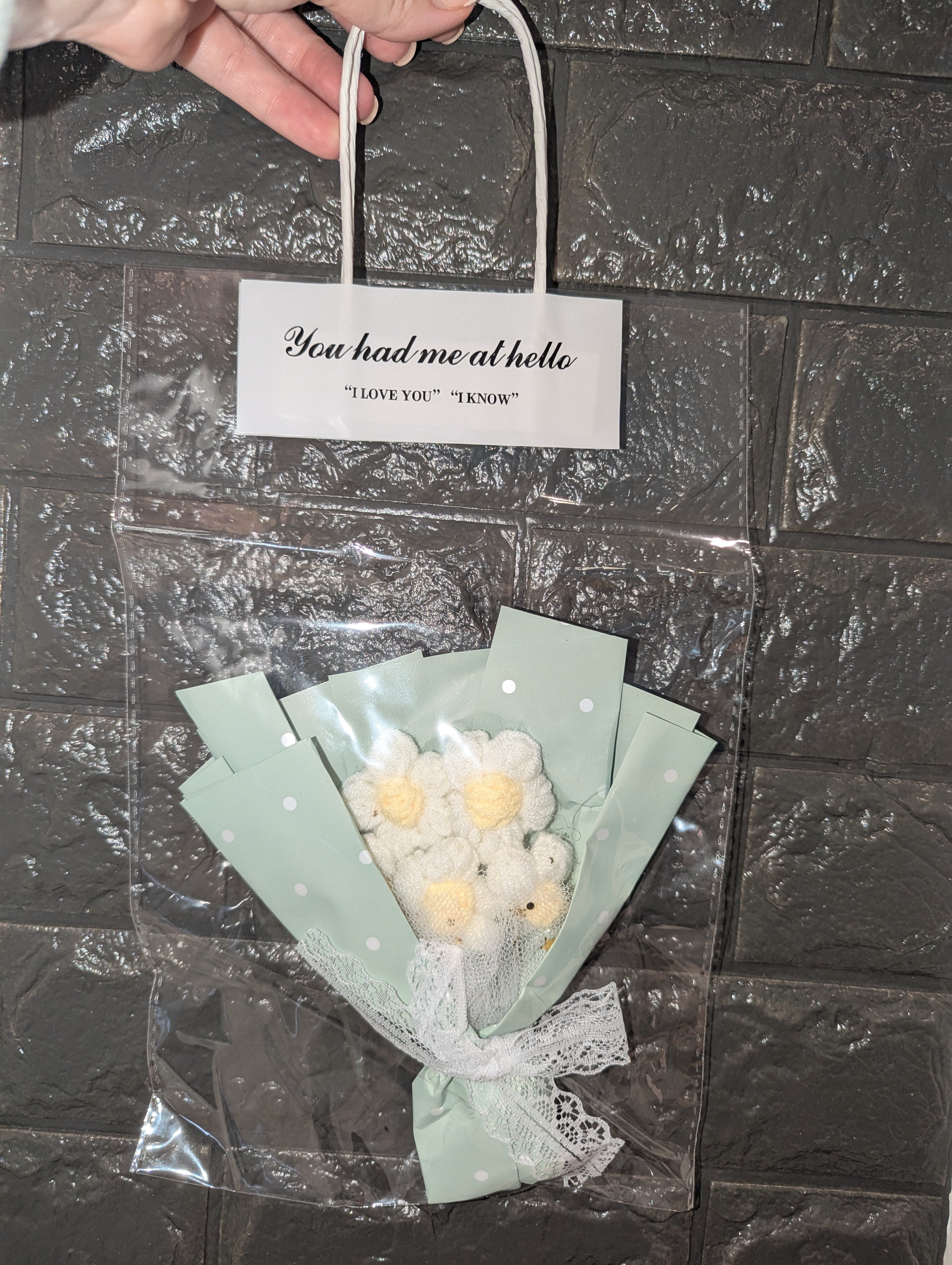 Mini Crochet Daisy Bouquet – Handmade Gift